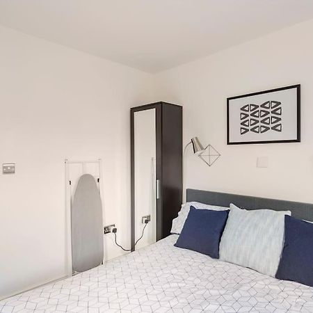 Cosy Brand New Spacious 1 Bed Luxury Apartment Birmingham Kültér fotó