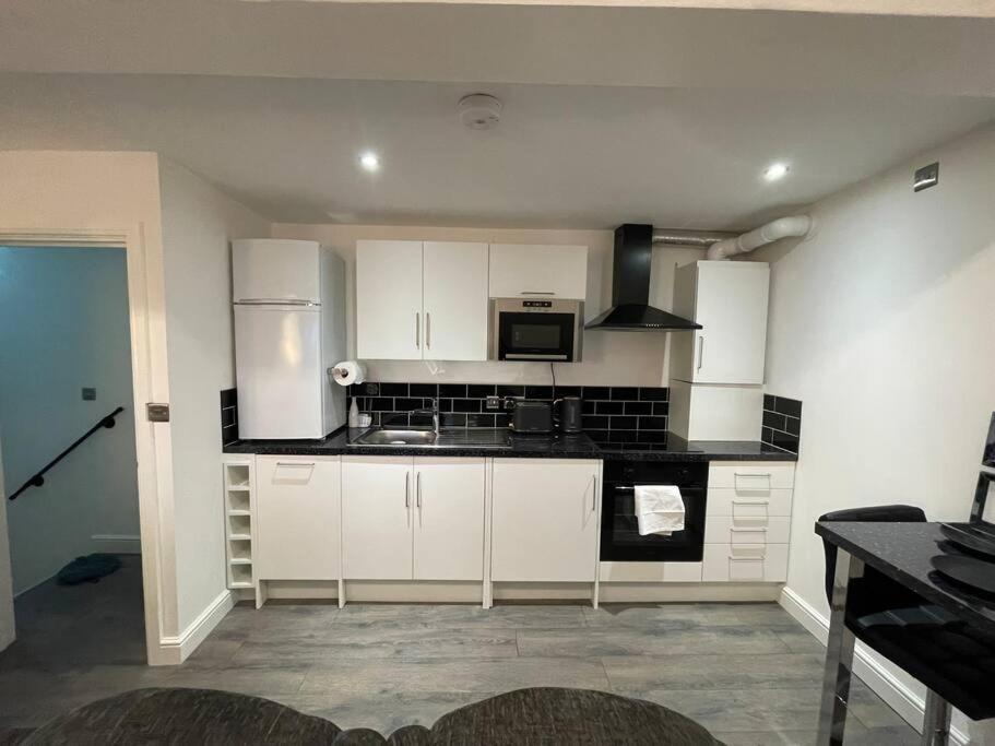 Cosy Brand New Spacious 1 Bed Luxury Apartment Birmingham Kültér fotó